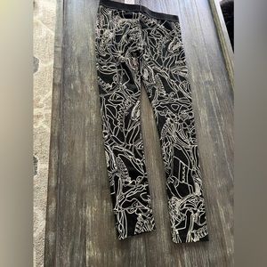 Air Jordan Girls leggings sz 12/13
